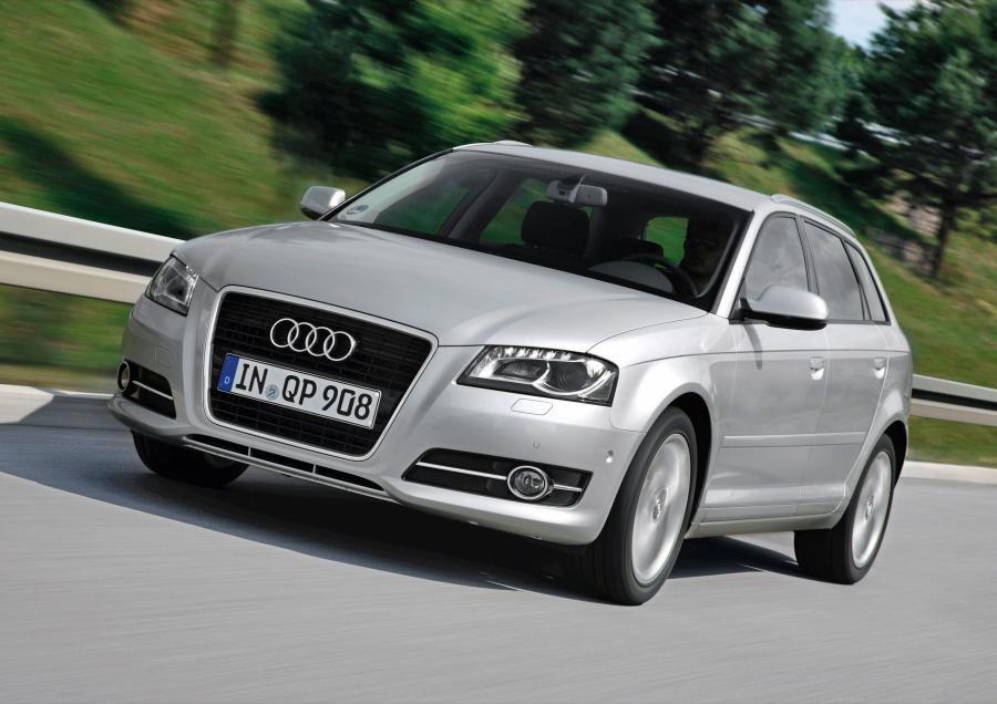  Audi A3 Sportback TFSI (8PA) 2010 года  (WW) (фото 12 из 24)